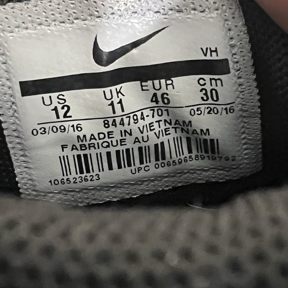 Nike FS Lite Trainer 4 Running Shoes Mens 9.5 Black Sneakers Trainers 844794-001 - Picture 8 of 8